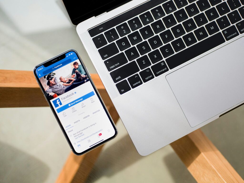 Website vs Sosmed untuk B2B, Mana yang Harus Jadi Prioritas Bisnis? 1 image 31